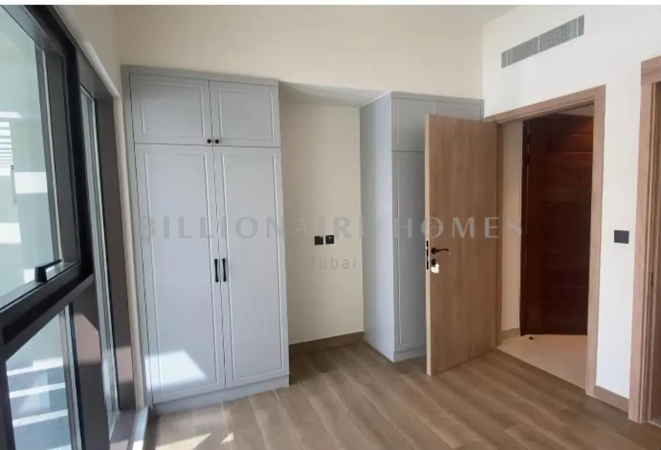 LOWEST PRICE | PRIME LOCATION | HOT DEAL