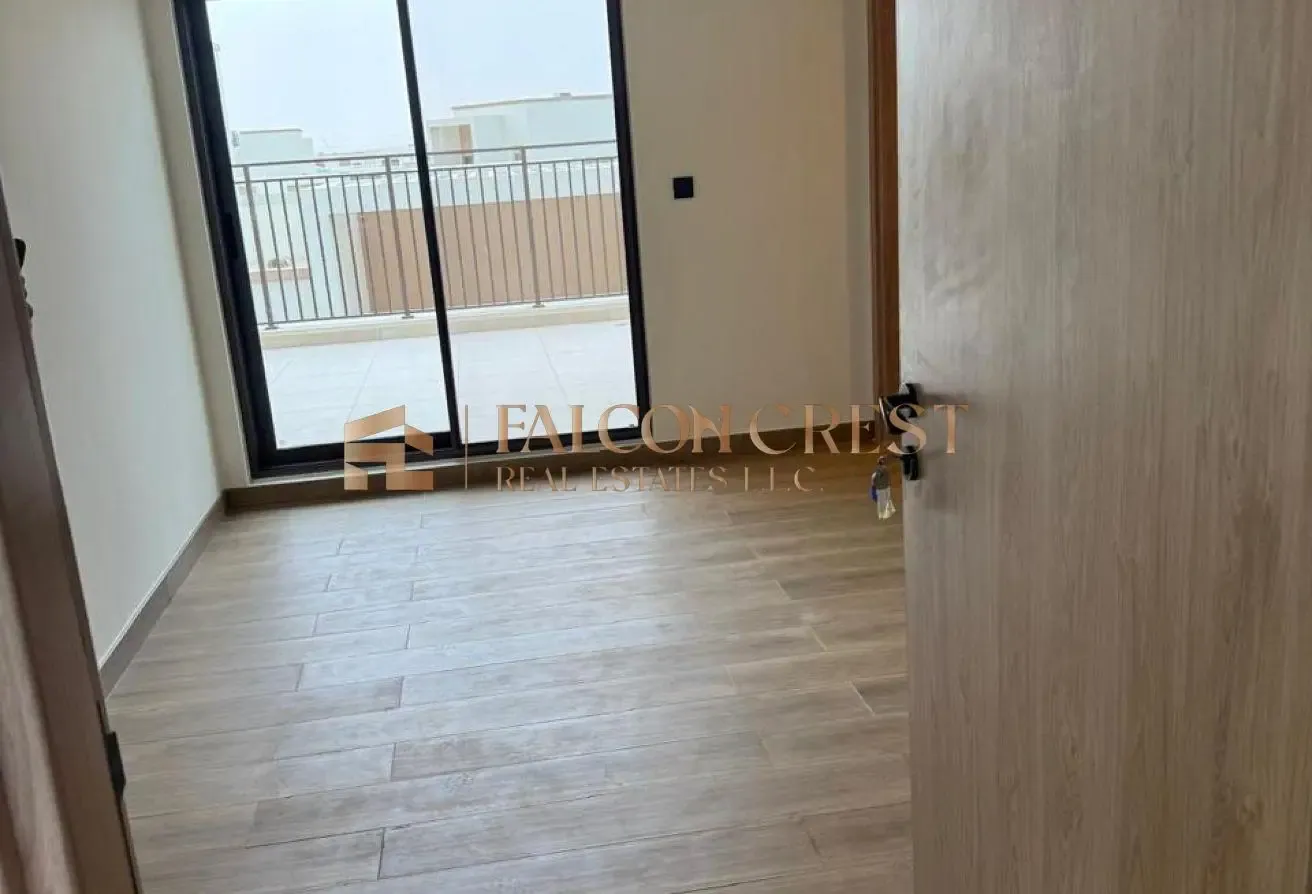 Single Row | Vastu Compliant | Ready