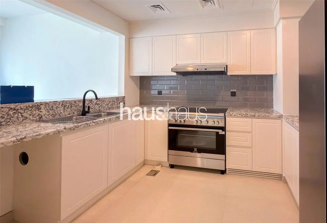 NW facing | Ready | Area Expert