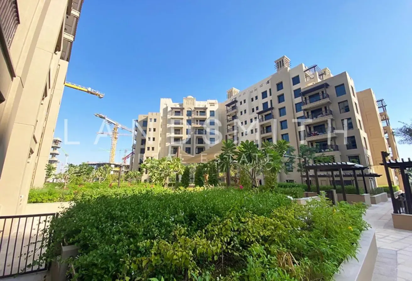 Exclusive | 1 Bedroom Flat | High Floor | Lamaa 3
