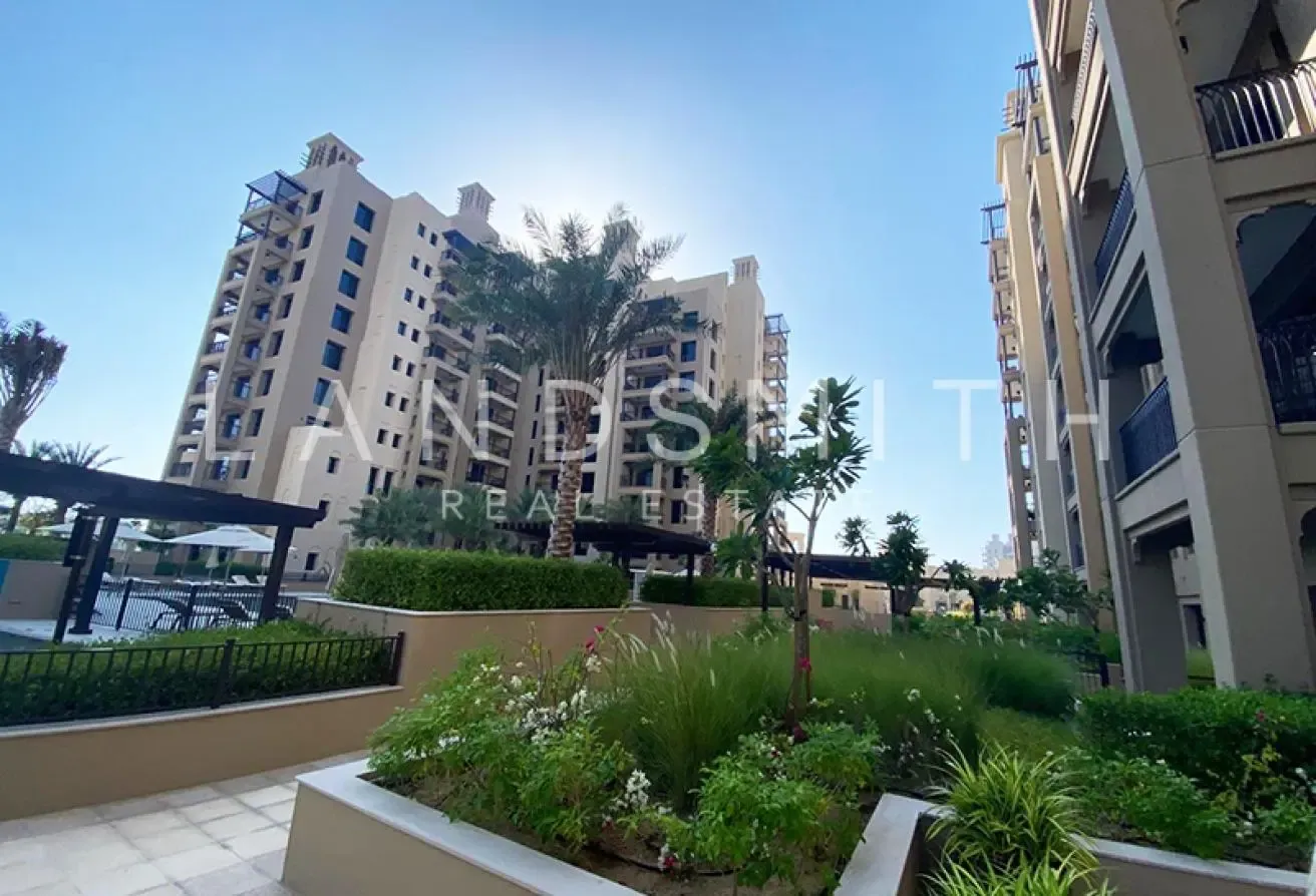 Exclusive | 1 Bedroom Flat | High Floor | Lamaa 3