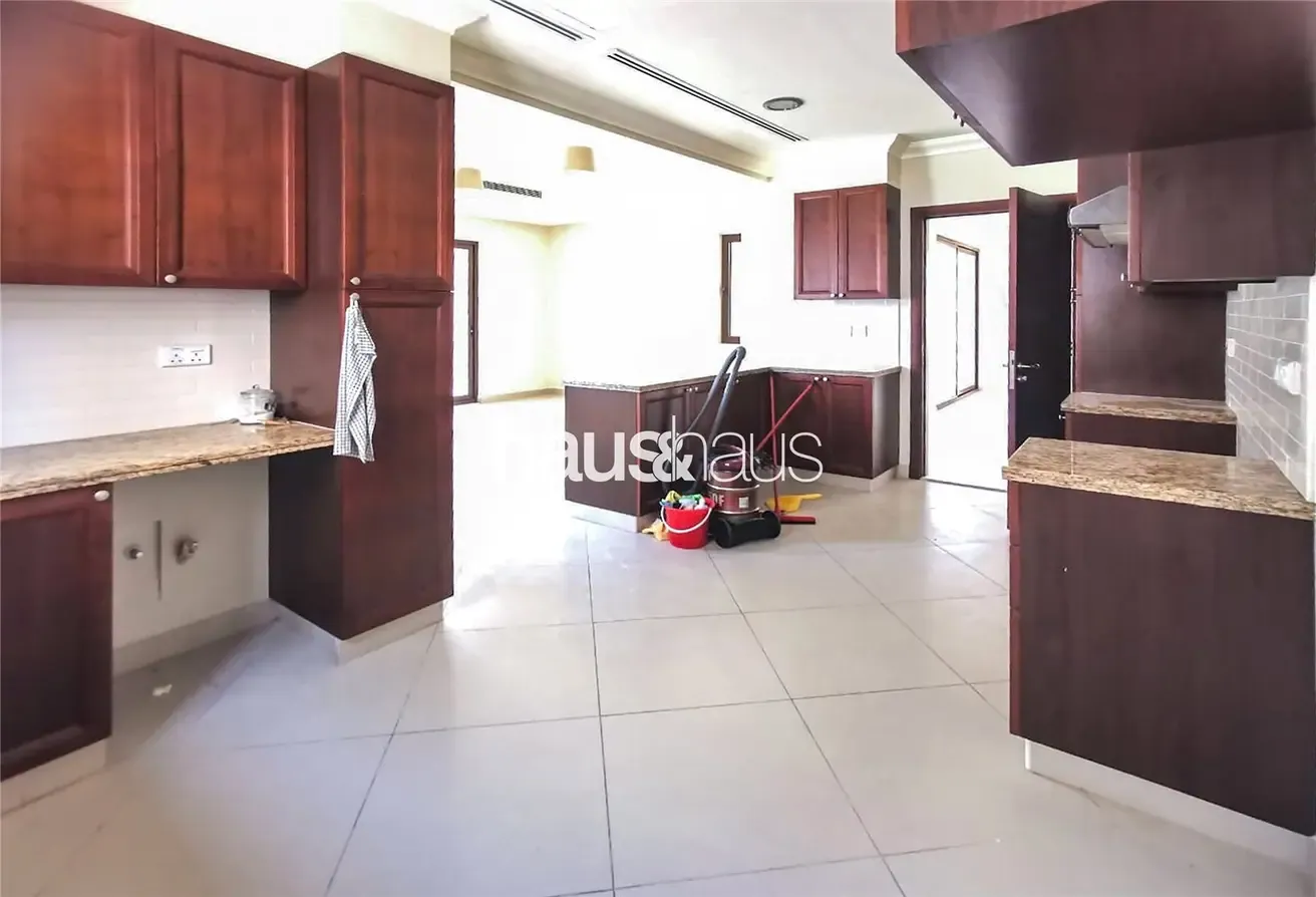 Large Plot | Close to Pool | Exclusive Community