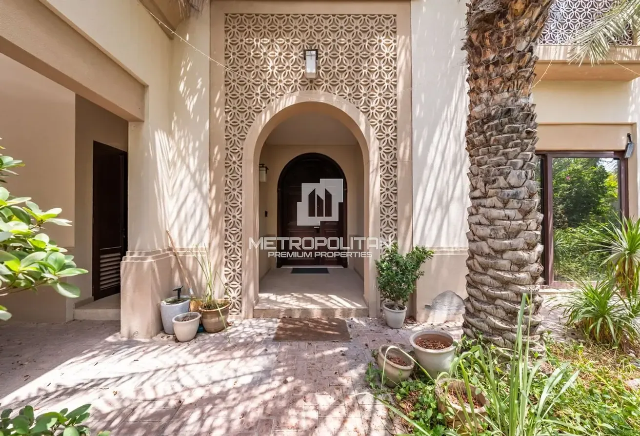 Partial Park View | Vacant | 4 Bed + Maid