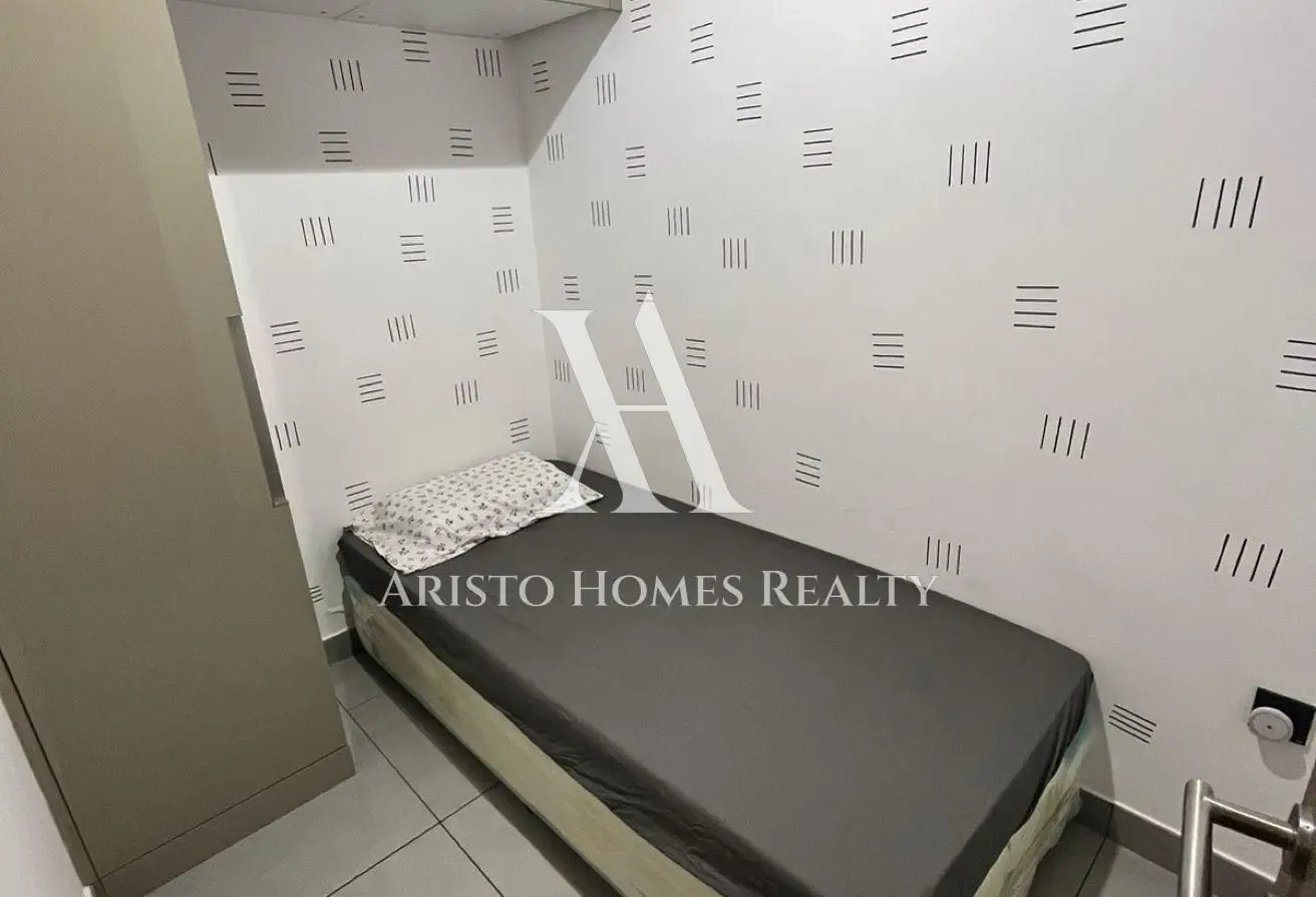 1 BHK +STUDY/MAIDS | POOL VIEW | BIG LAYOUT