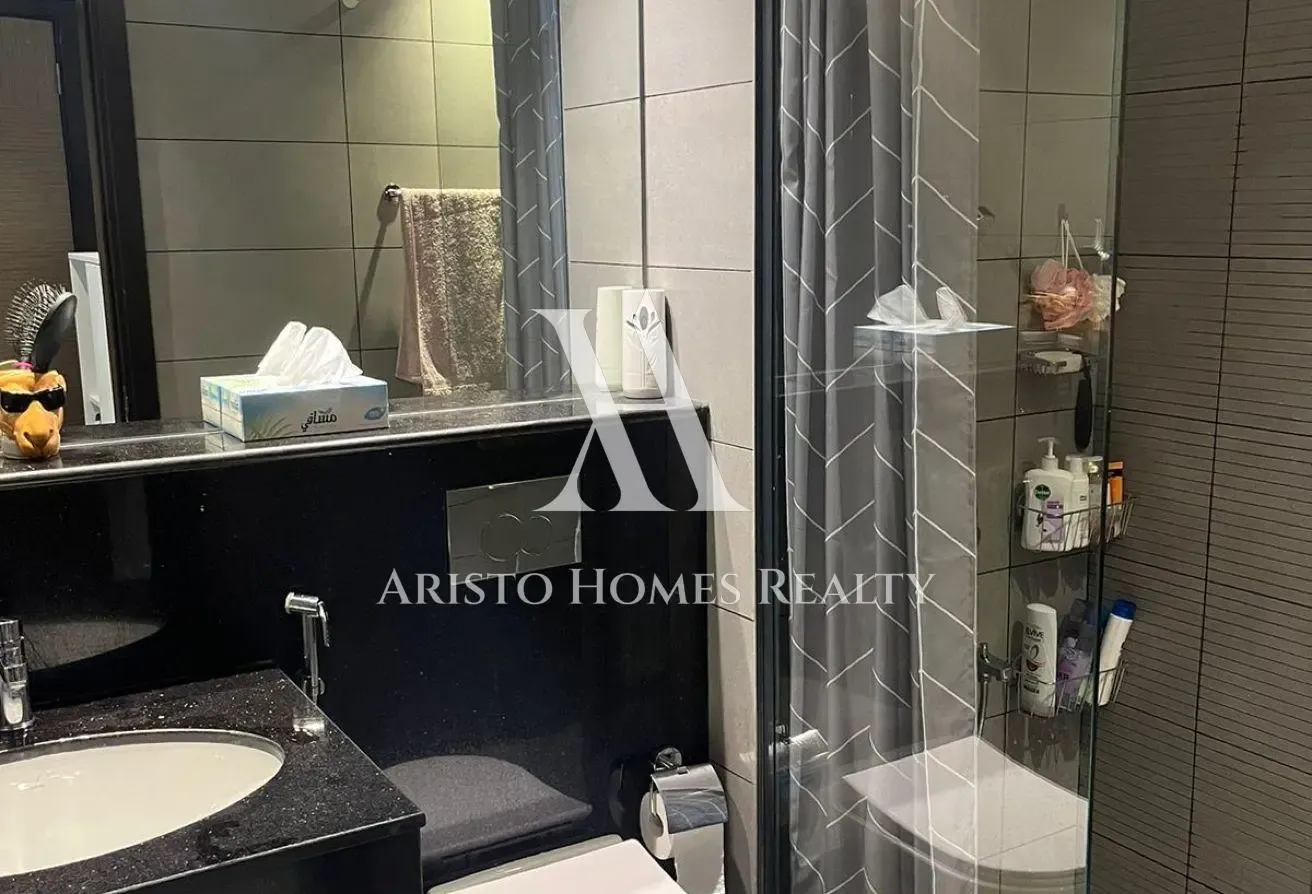 1 BHK +STUDY/MAIDS | POOL VIEW | BIG LAYOUT