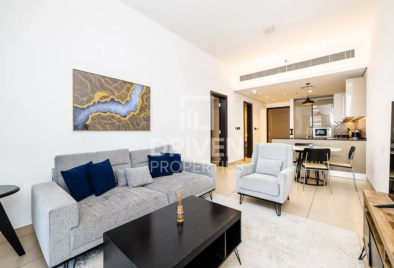 Investor Deal | Vacant on Transfer with Study Room