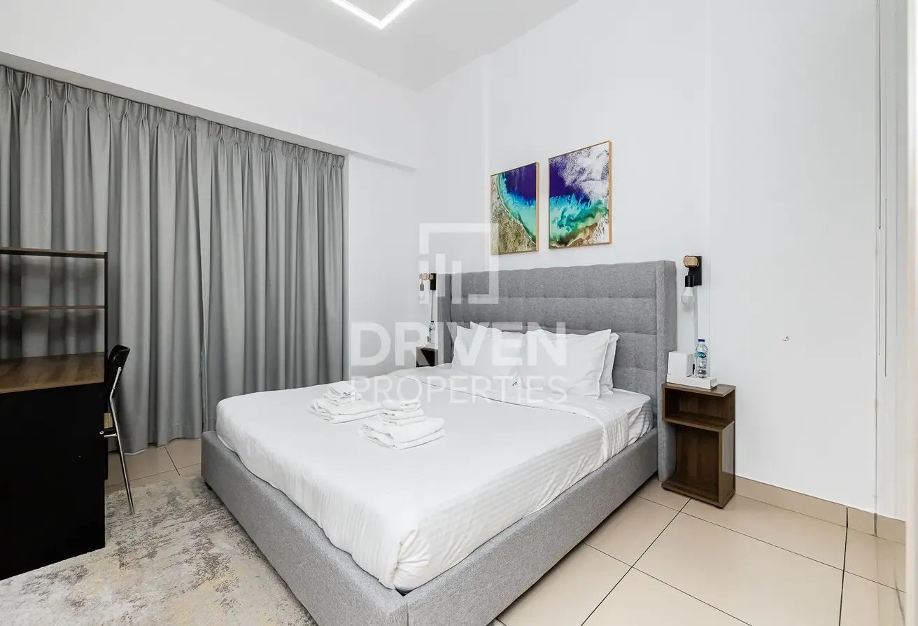 Investor Deal | Vacant on Transfer with Study Room