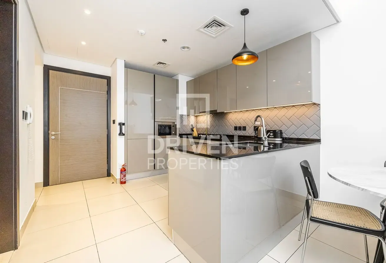 Investor Deal | Vacant on Transfer with Study Room