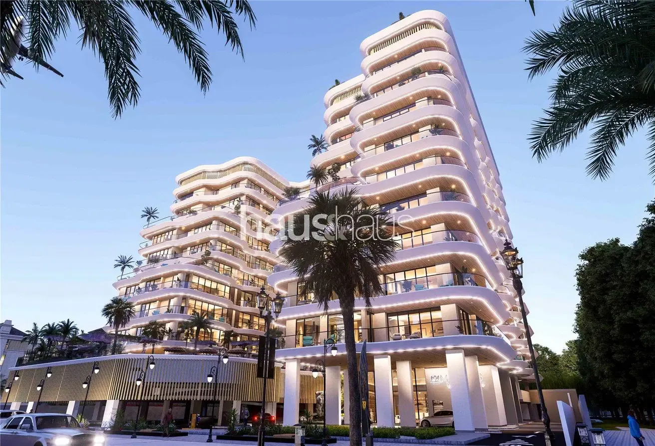 Spacious 2BR + Laundry | Community View | MH