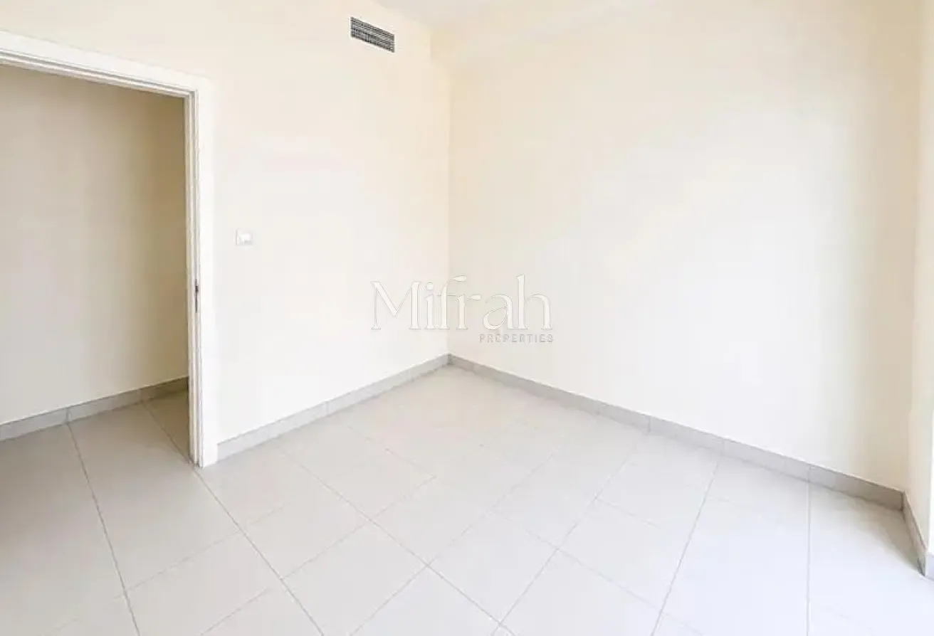 Elegant 4BR Villa | Spacious Layout | Negotiable