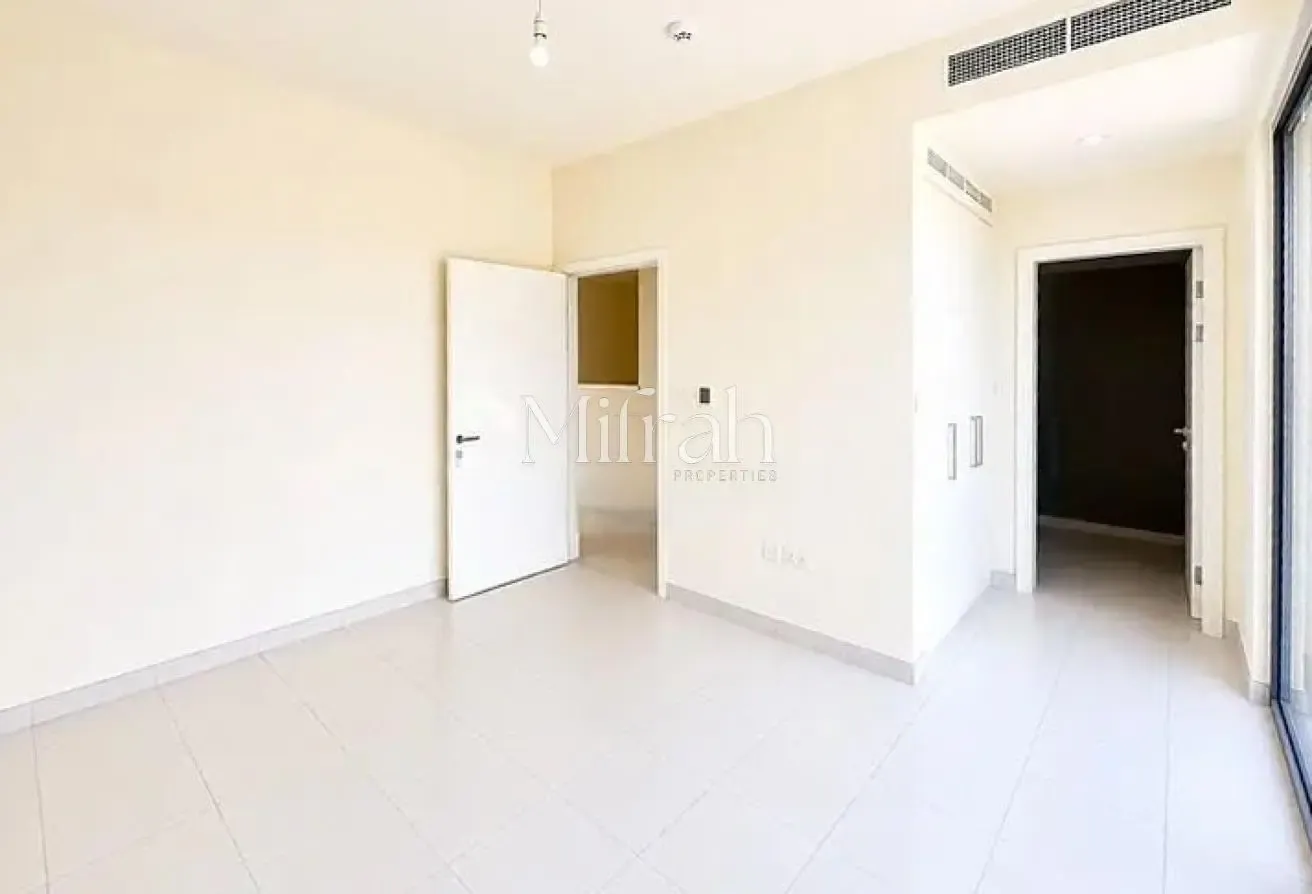 Elegant 4BR Villa | Spacious Layout | Negotiable