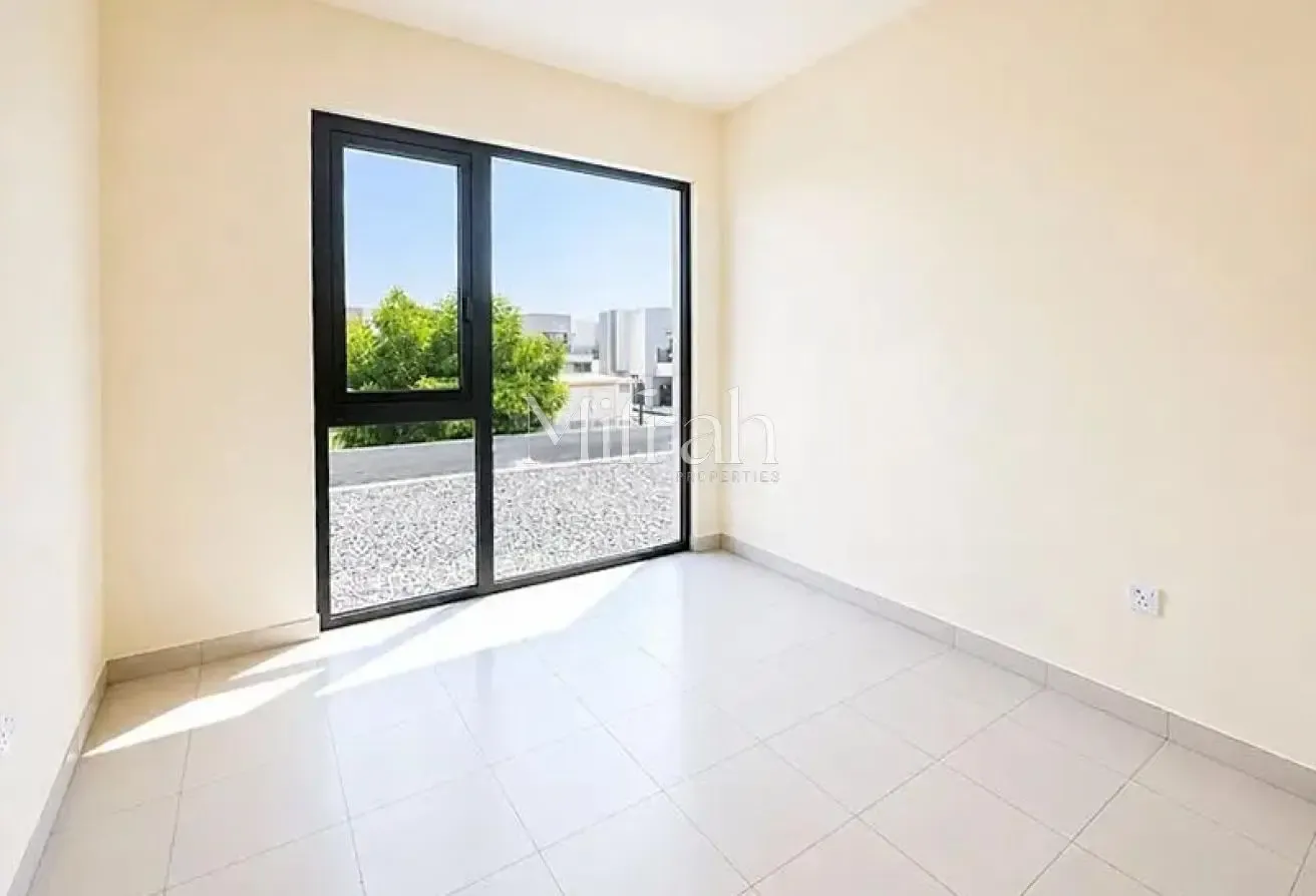 Elegant 4BR Villa | Spacious Layout | Negotiable