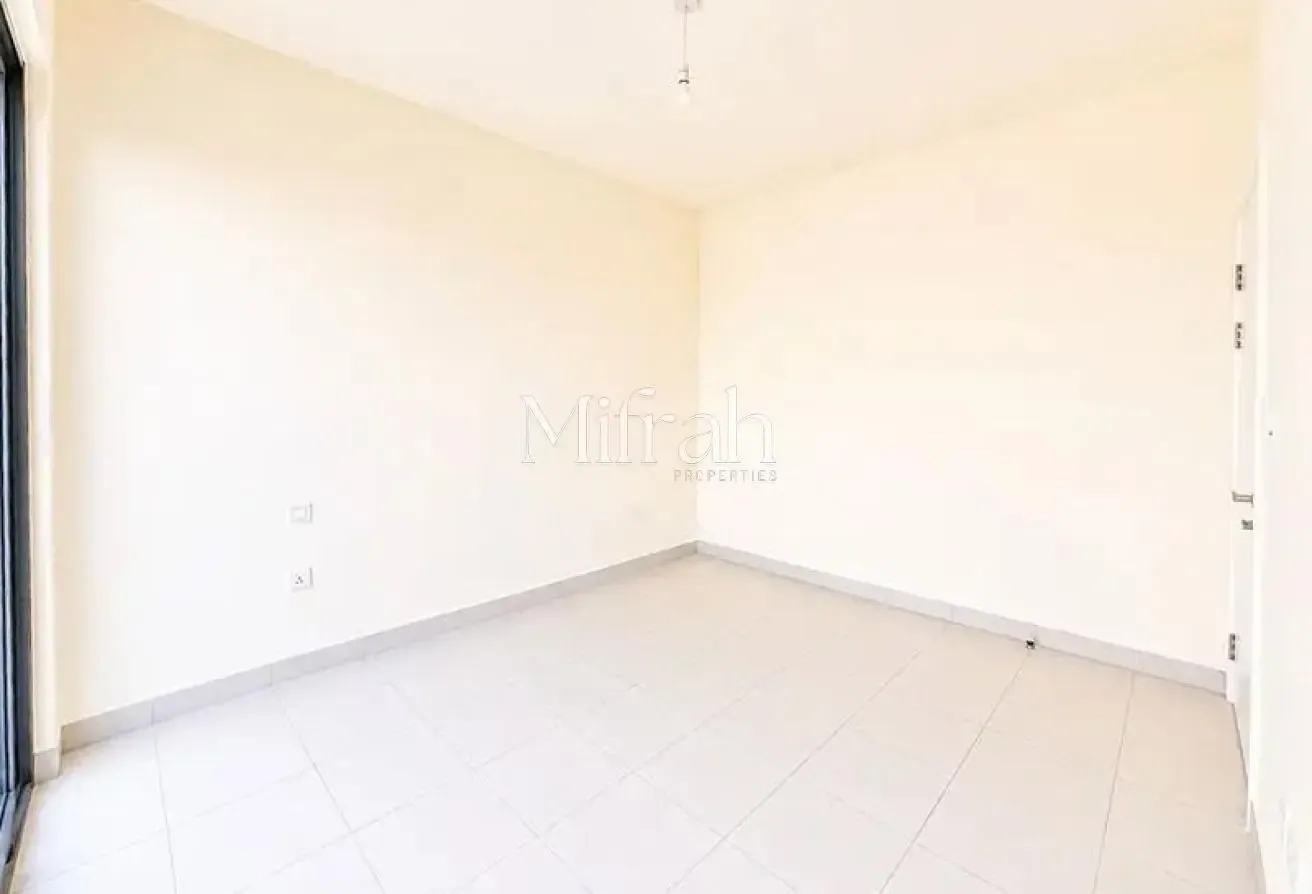 Elegant 4BR Villa | Spacious Layout | Negotiable