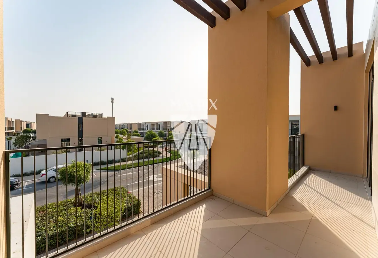 Corner Plot| Landscaped | Bigger Layout| Vacant