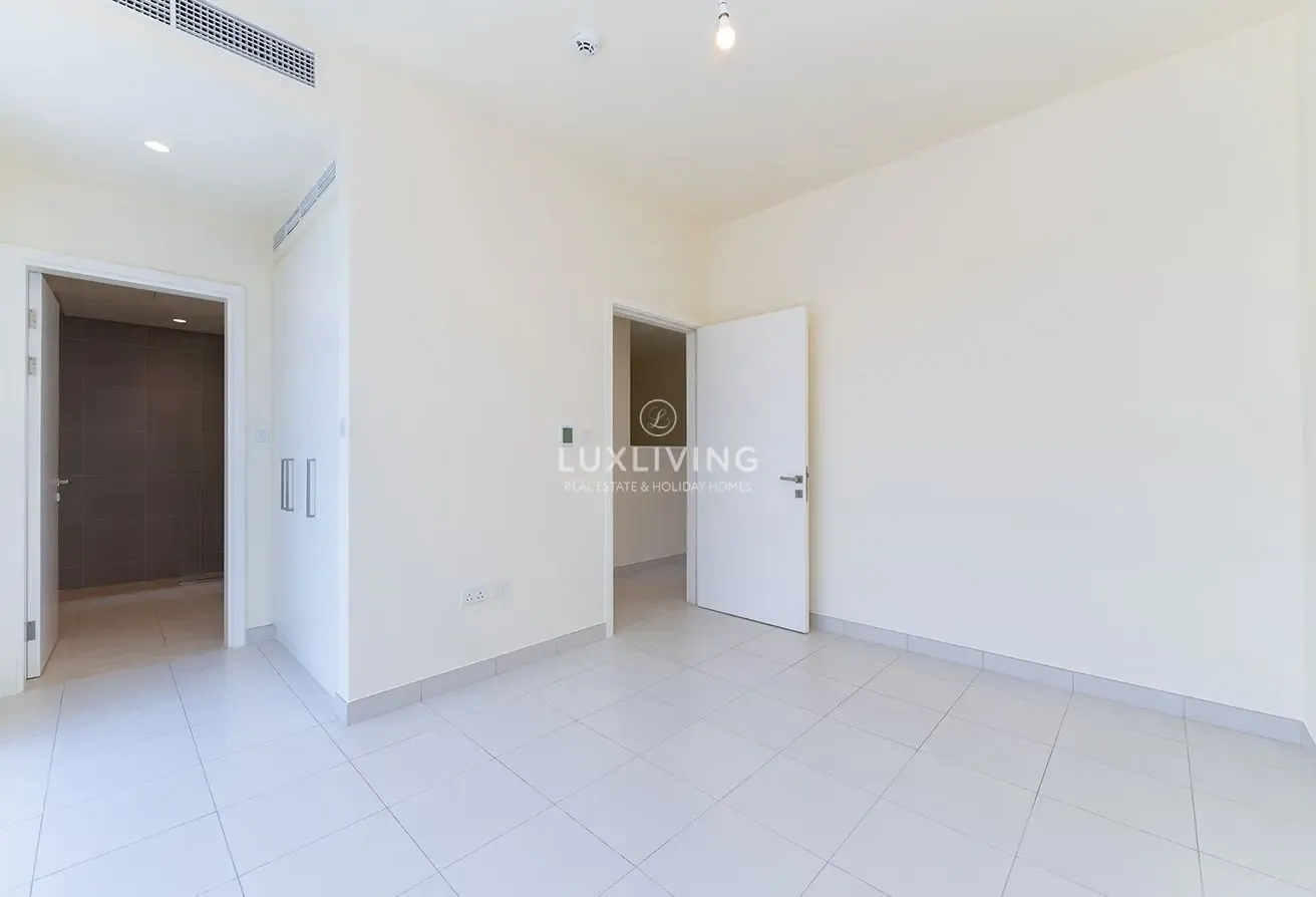Corner Plot | Best layout | Vacant