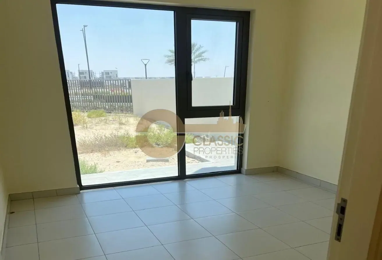 EXPANSIVE VILLA | MAID'S ROOM | SUPER CORNER UNIT