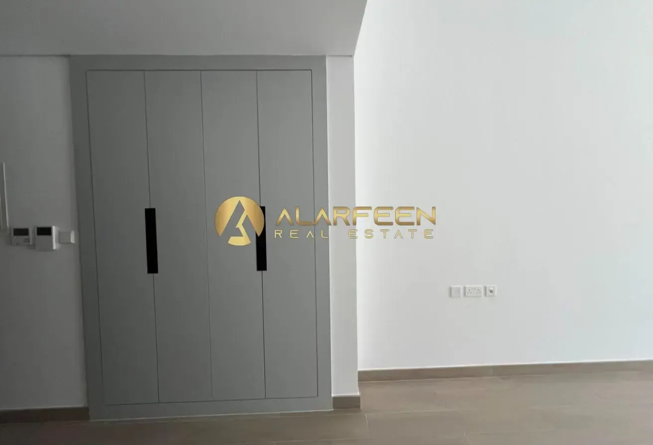 Fitted Kitchen | Community View | Spacious
