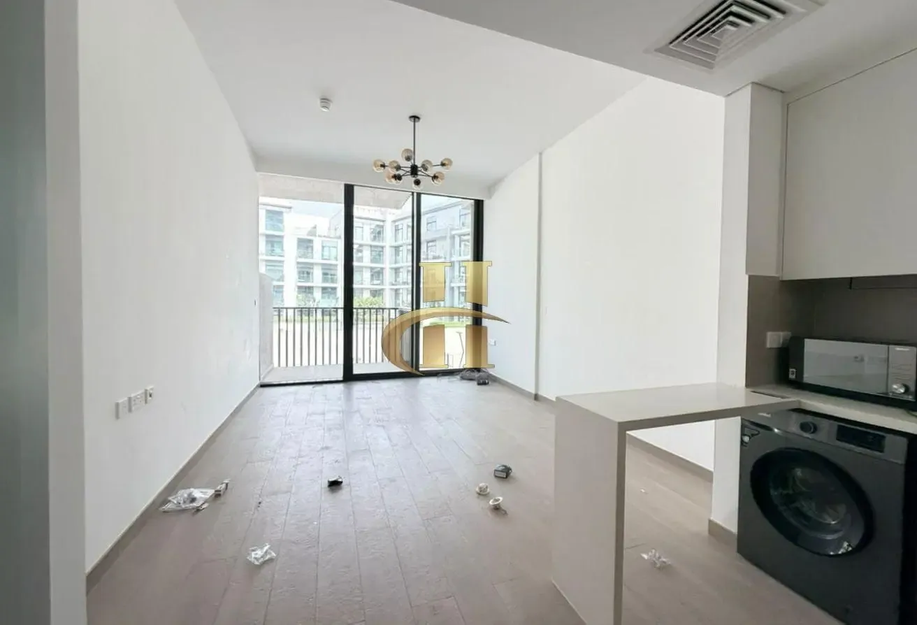 Elegant Studio | With Balcony | Luxurious Building