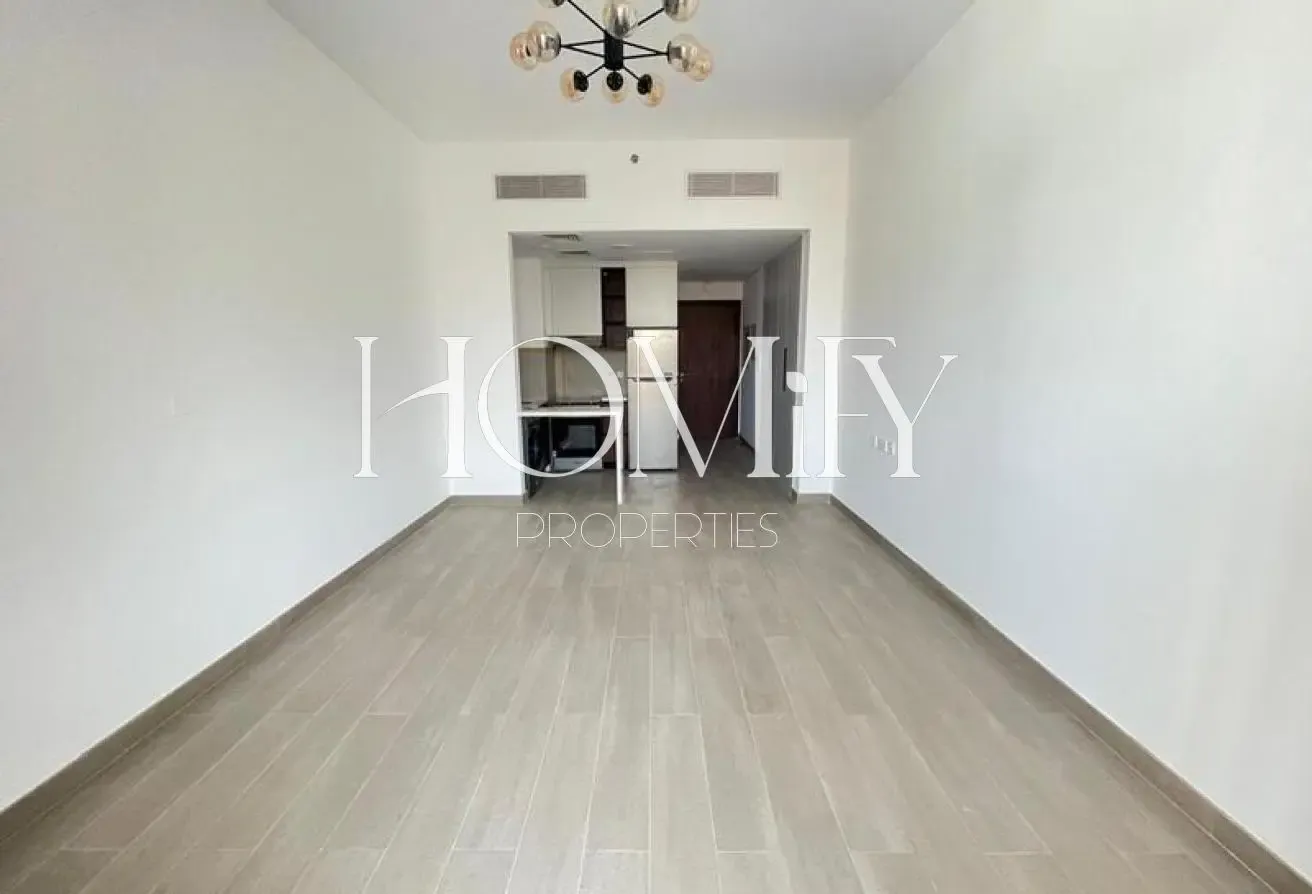 SPACIOUS LAYOUT | VACANT | BOOK NOW
