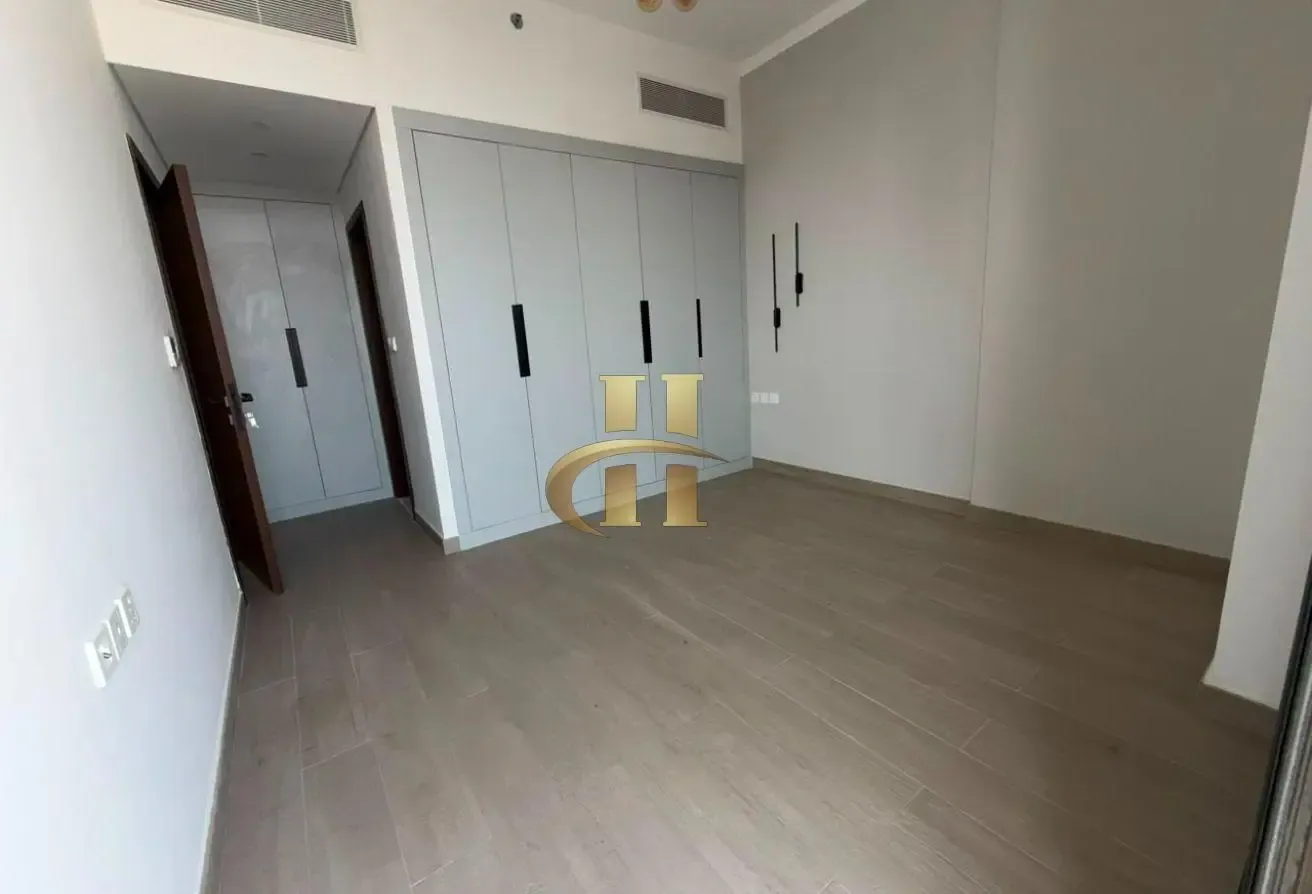 3 BHK | On high floor | Vacant