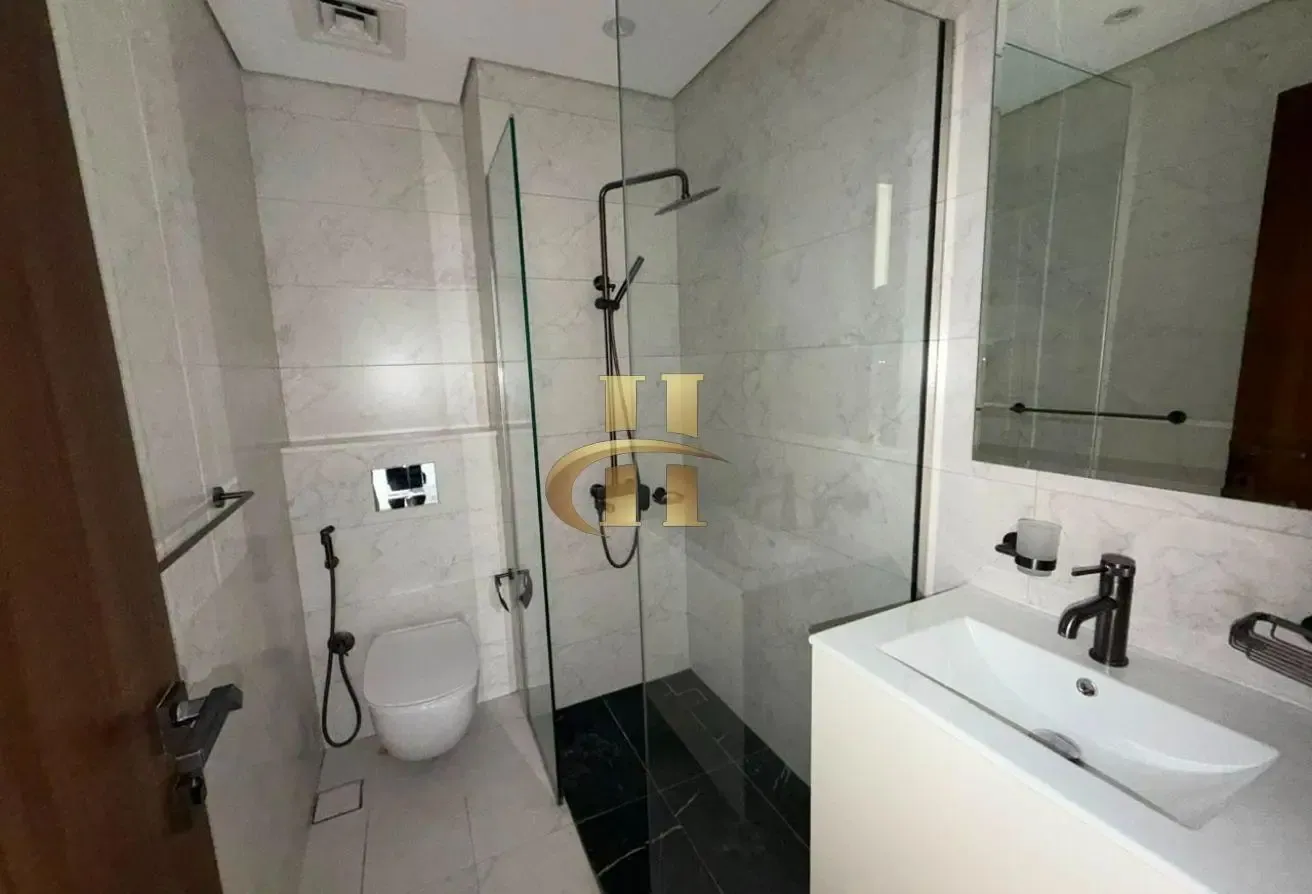 3 BHK | On high floor | Vacant
