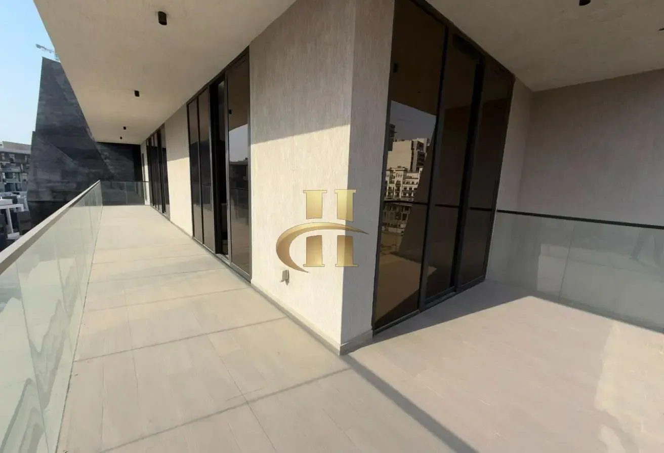 3 BHK | On high floor | Vacant
