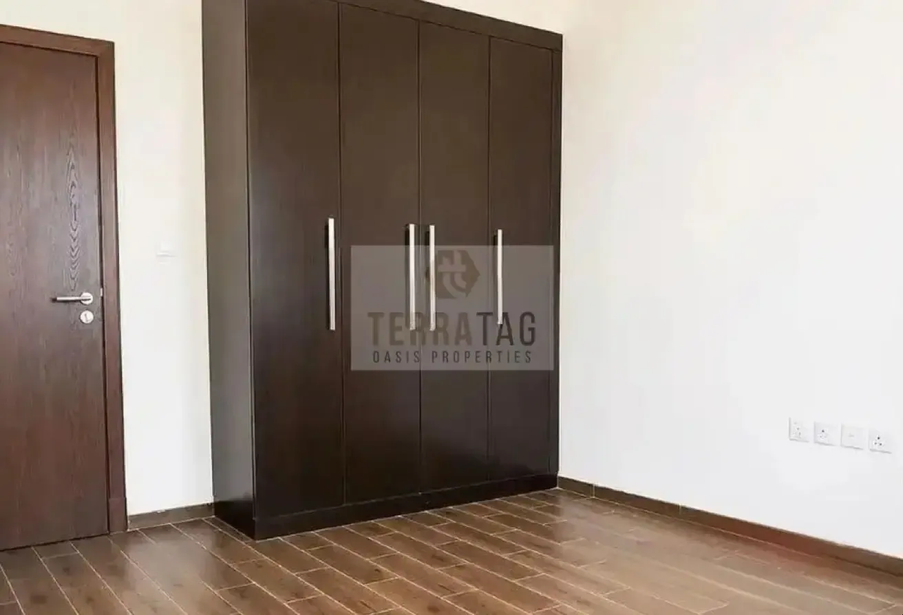 2BHK | Vacant | Near Metro | Chiller Free