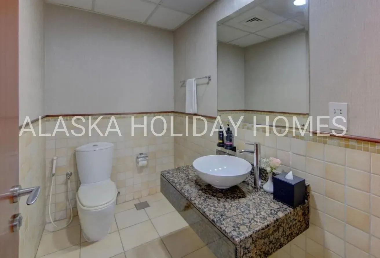 Best Location | Walk to the Beach | Furnished