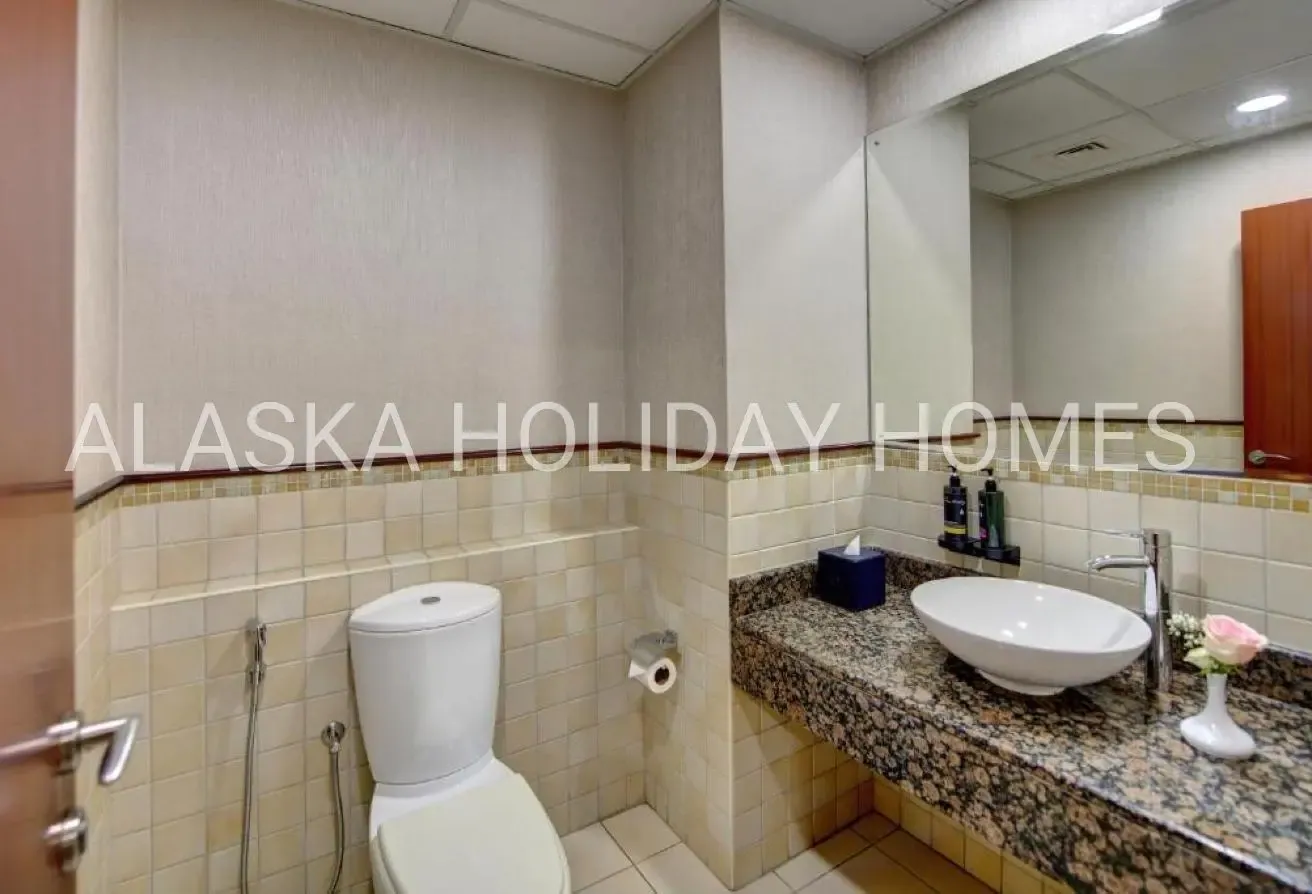 Best Location | Walk to the Beach | Furnished
