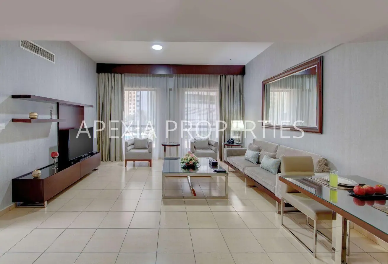 Deluxe 1BR Apartment | Jumeirah Beach Residences