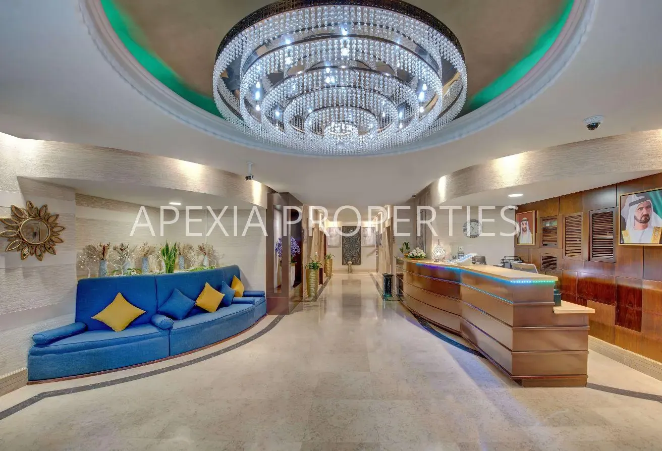 Deluxe 1BR Apartment | Jumeirah Beach Residences