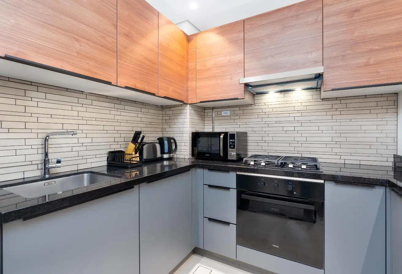 Elegant 1BR + Study | Fully Furnished | Inclusive