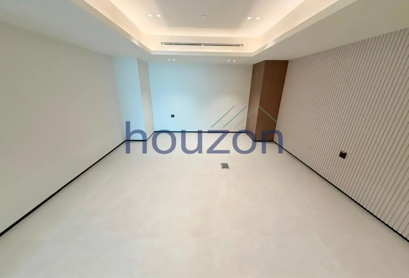 Modern Duplex 3BR+M/R Penthouse | Burj View
