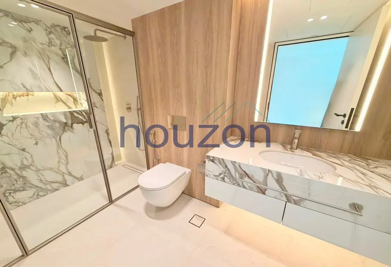 Modern Duplex 3BR+M/R Penthouse | Burj View