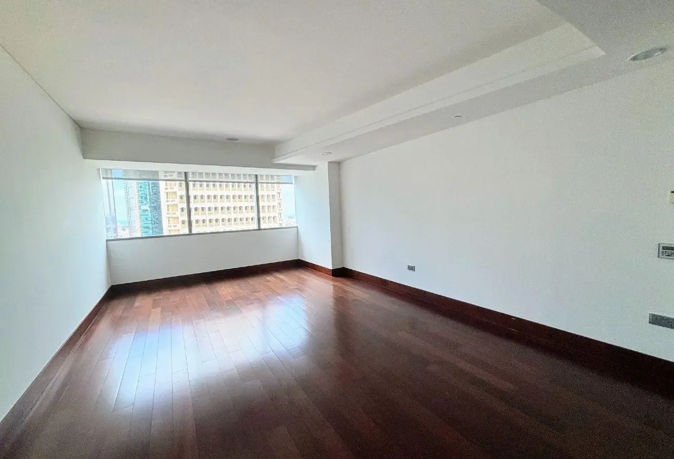 3 Bed + Maid | Balcony | Vacant