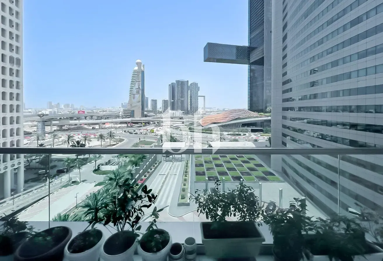Spacious Duplex 2BR | Unfurnished | Frame View