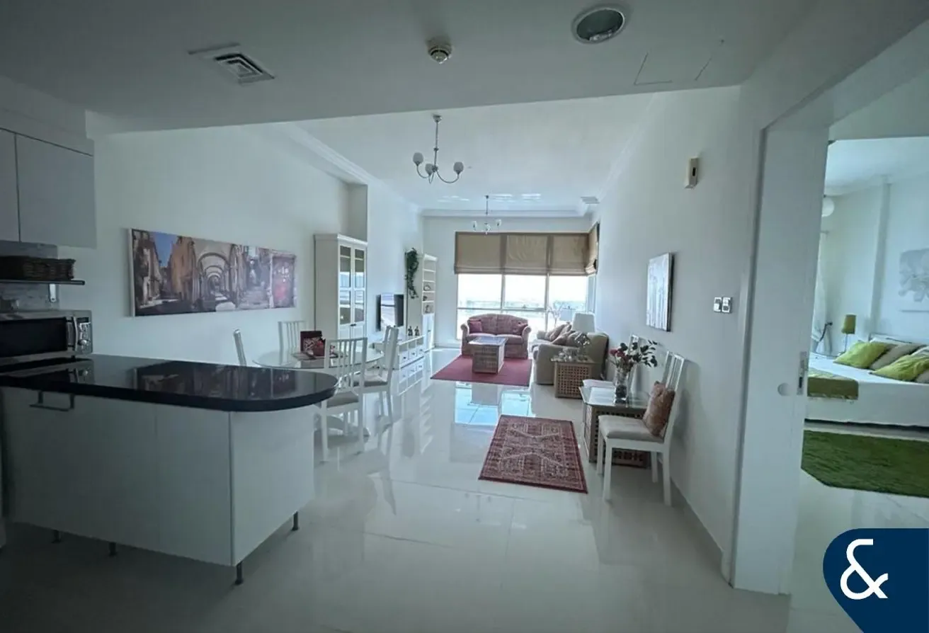 Large One Bed | Furnished | Vacant Soon