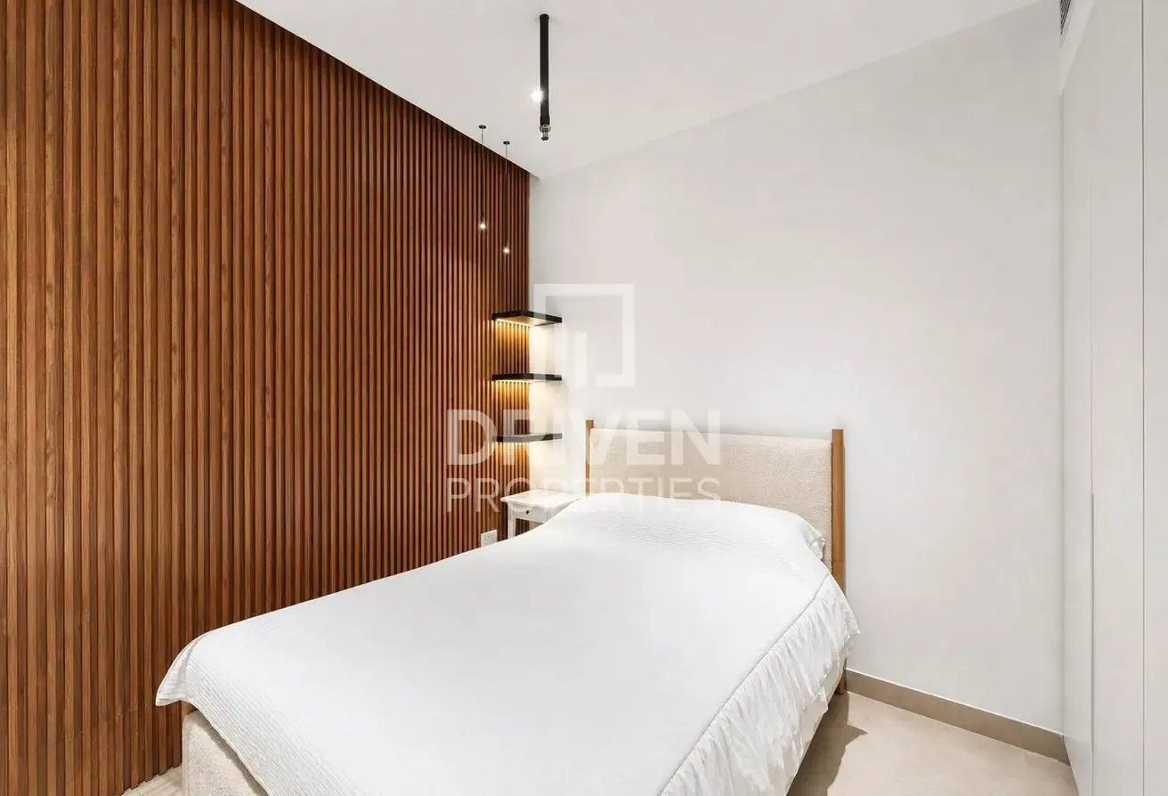 Vacant | Penthouse | Unparalleled Burj View