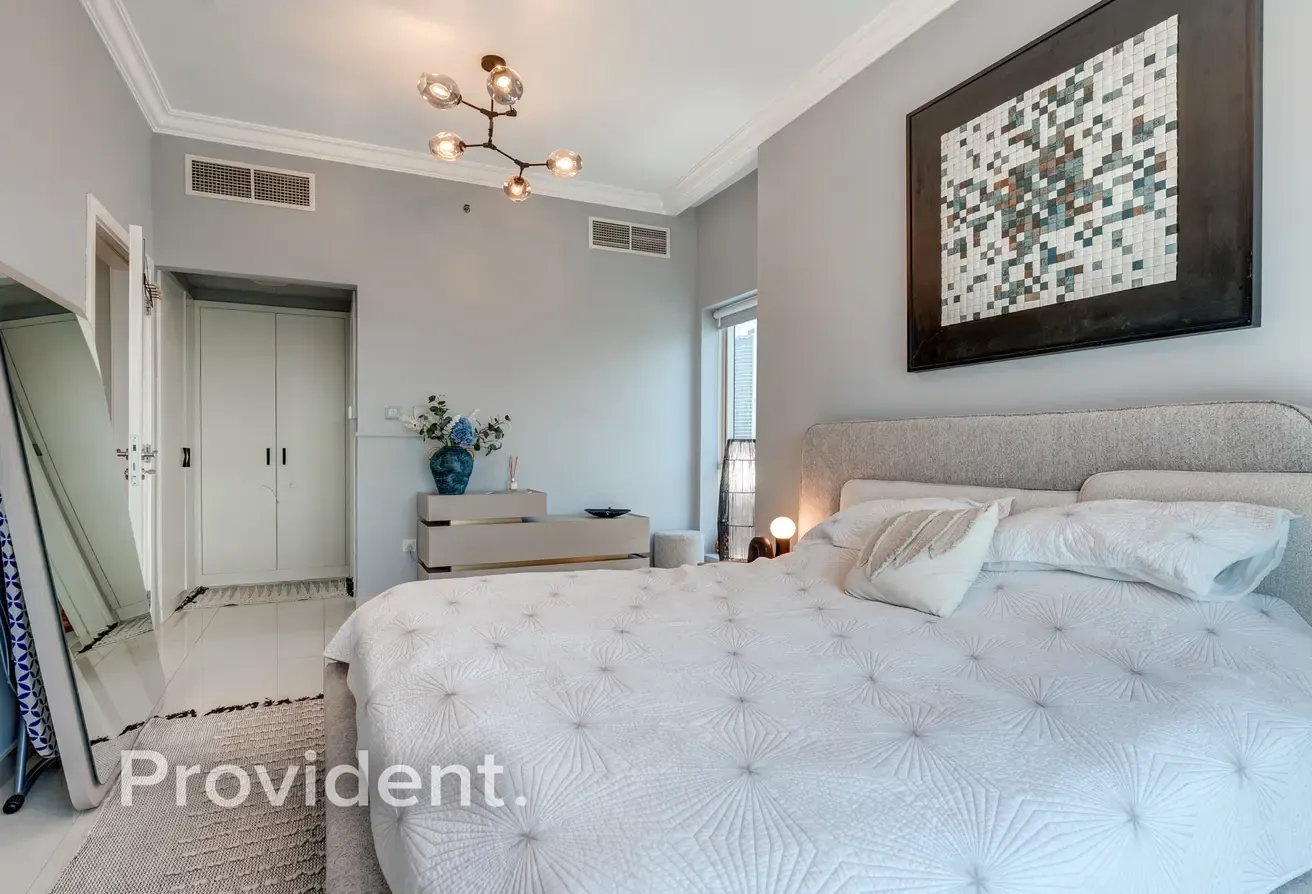 Fully Furnished | Flexible Cheques | One Month Free