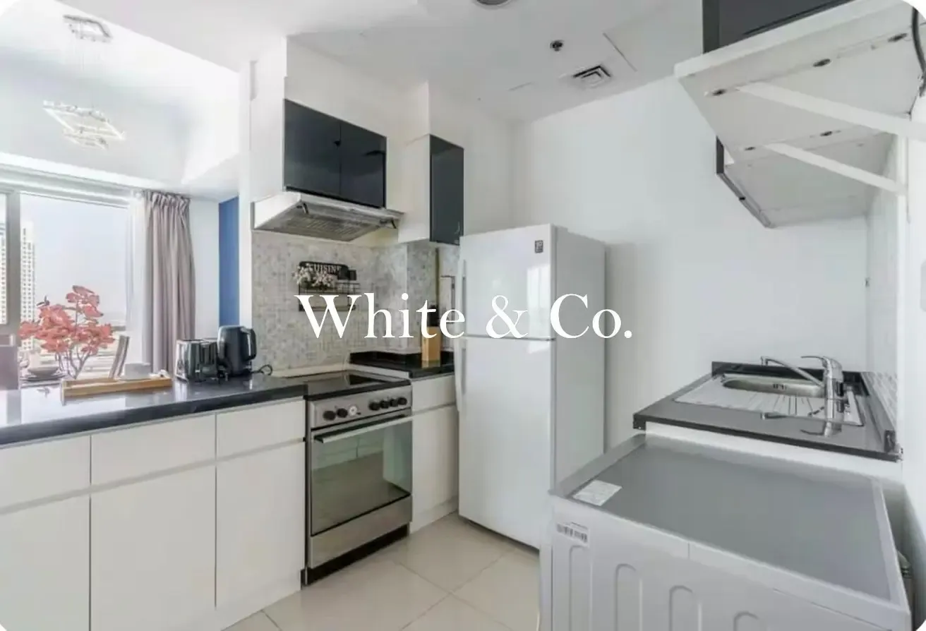 Bright 1BR | Full Canal View | Furnished