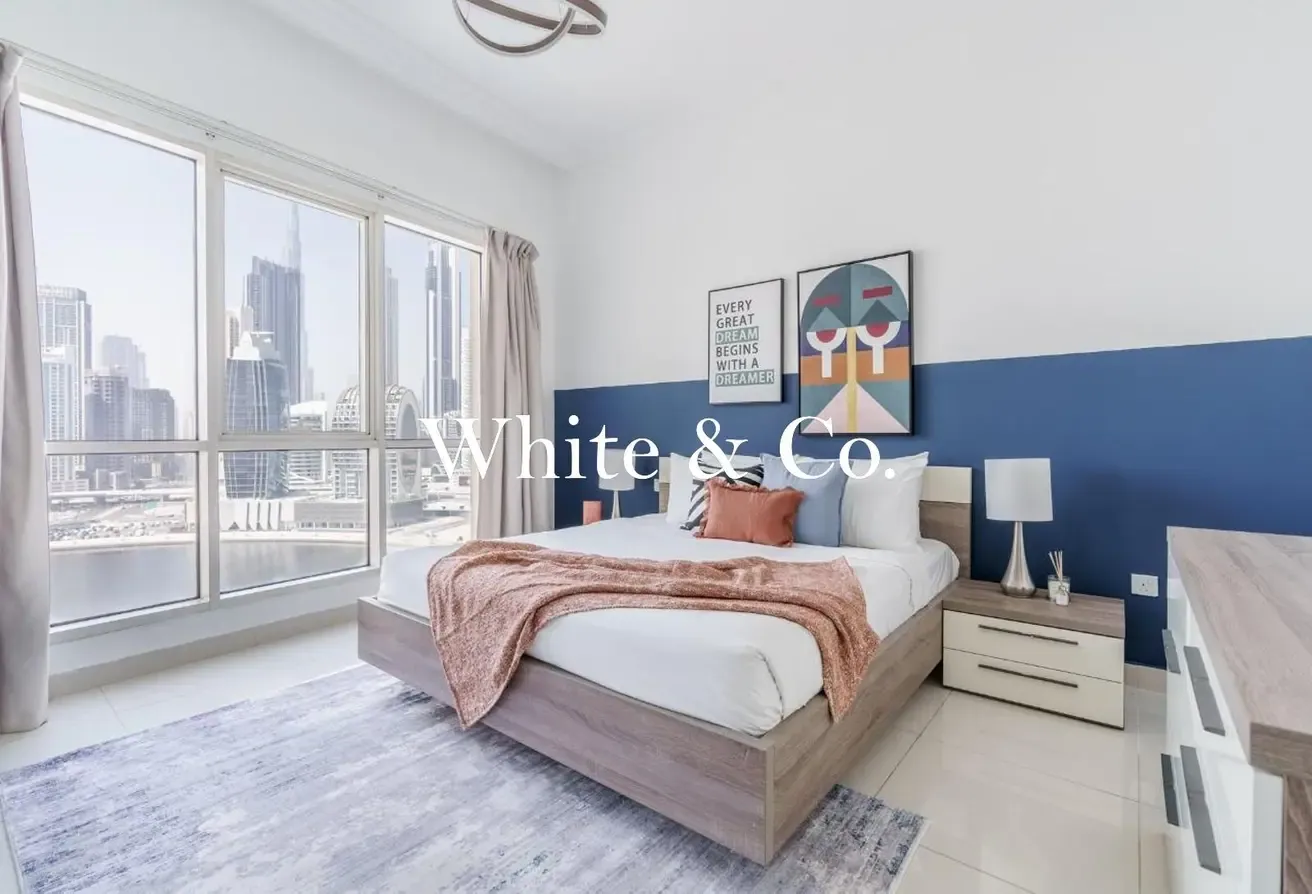 Bright 1BR | Full Canal View | Furnished