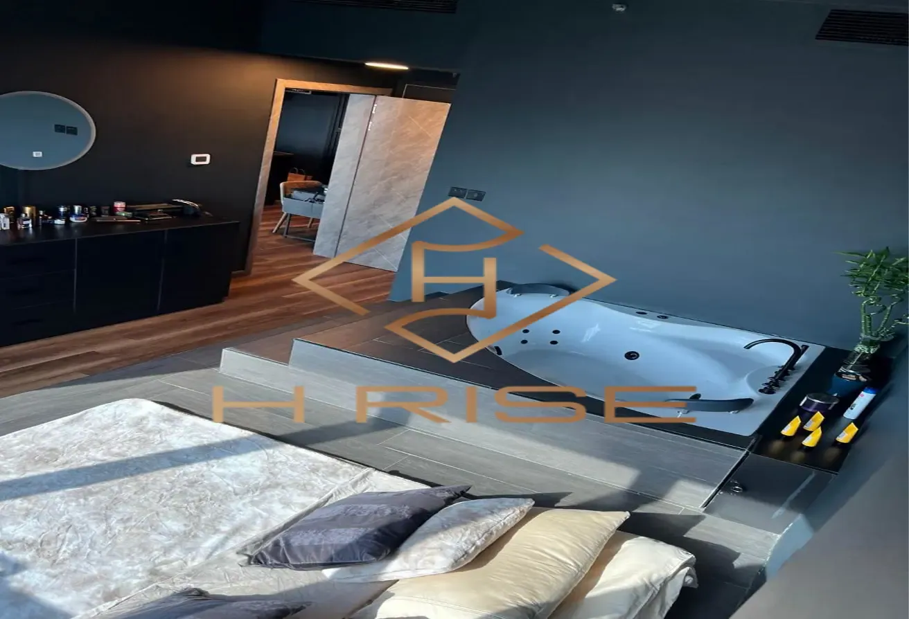 FULLY UPGRADED & FURNISHED | CREEK VIEW | VACANT