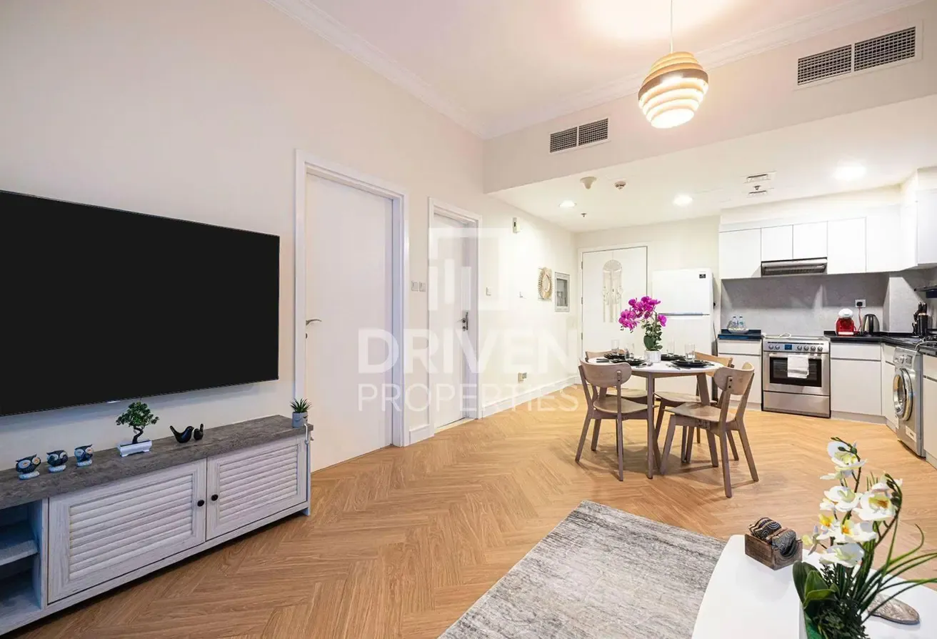 Newly Renovated | Fully Furnished | Vacant