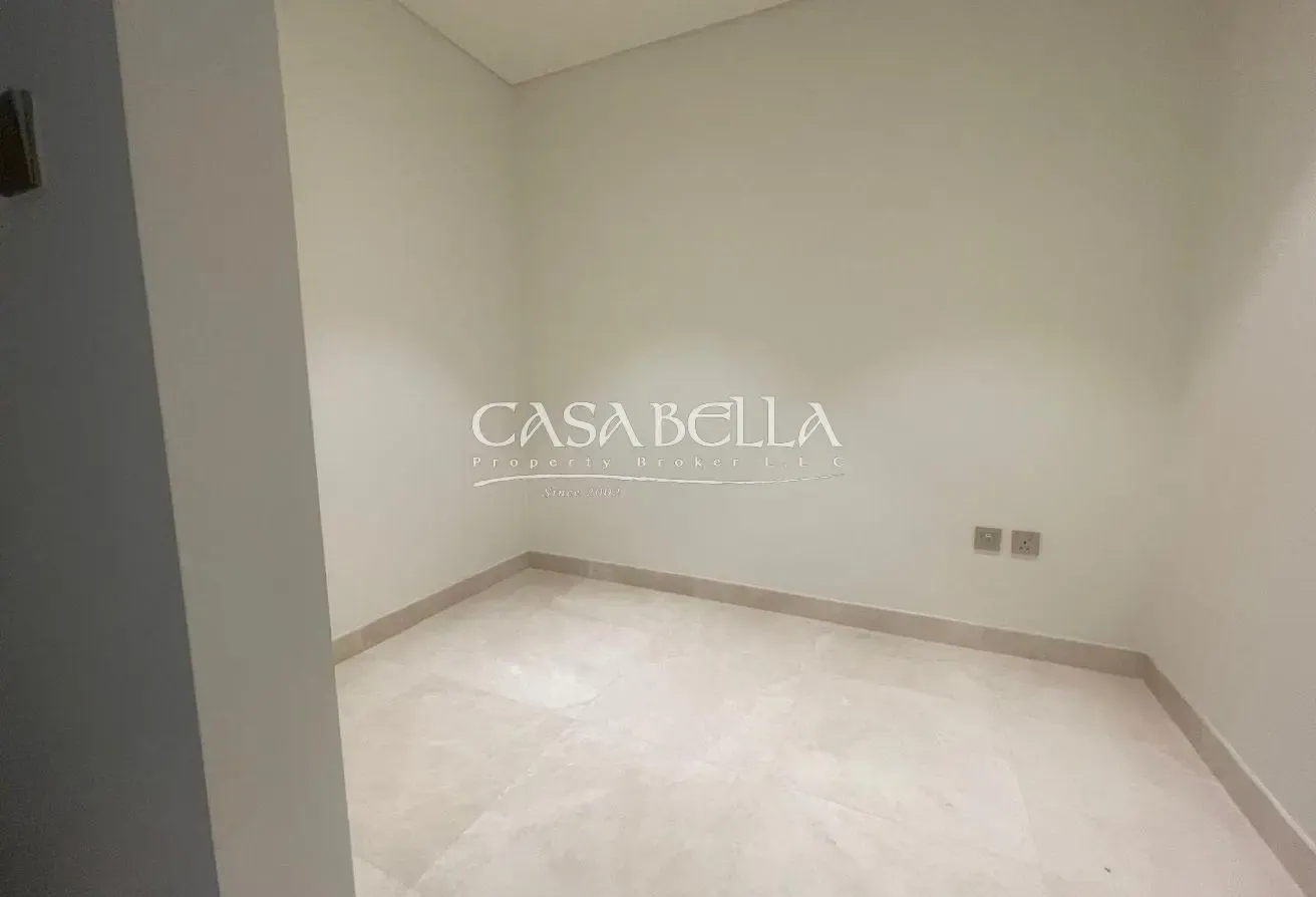 Marina View | Vacant and Ready for Move in