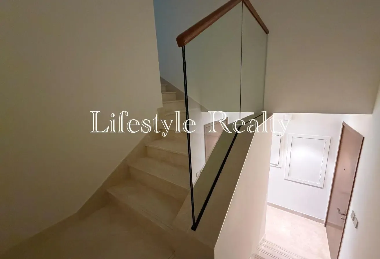 Best price /Spacious Duplex 3BR + M /Full Sea View
