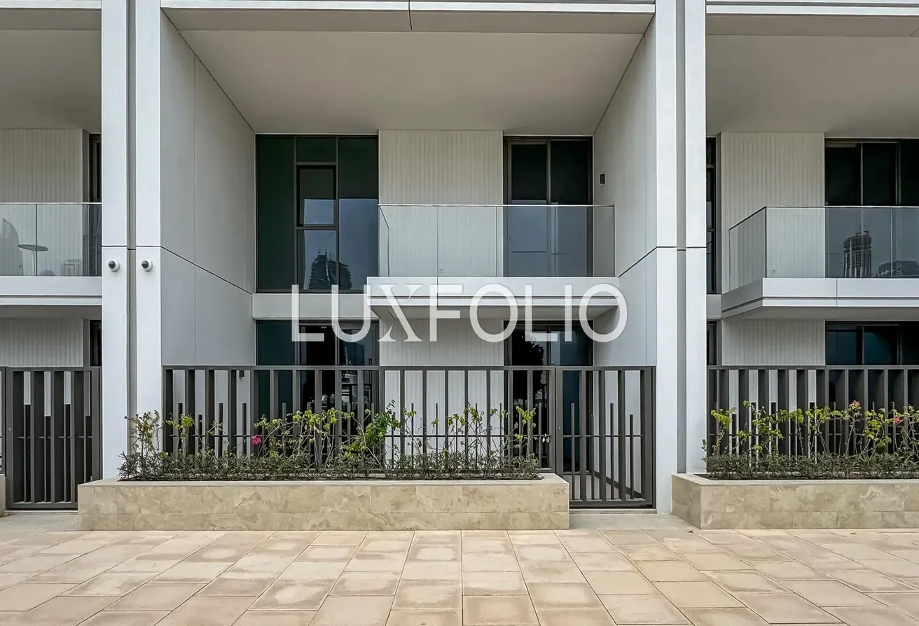 Sea View | Duplex | 3 Bed + Maid