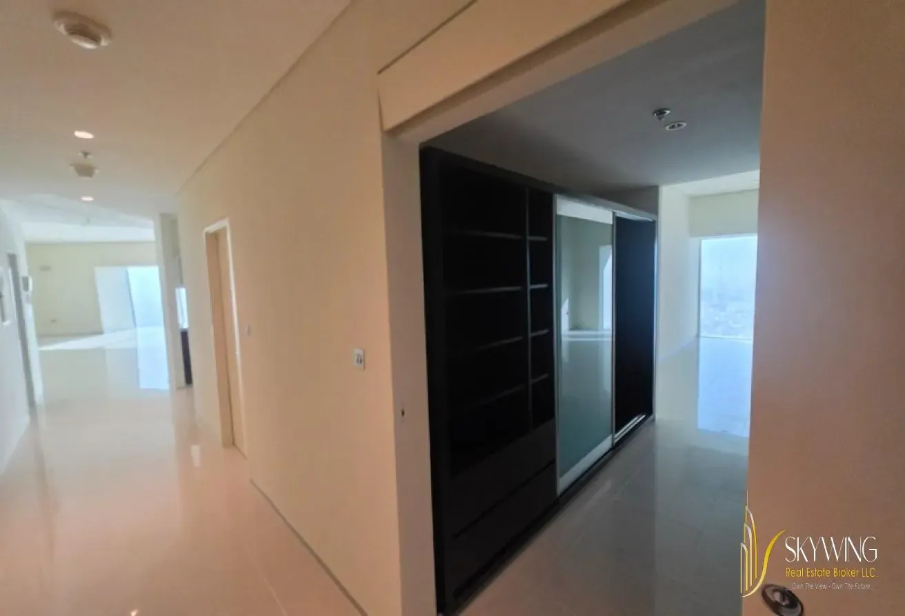 SPACIOUS 2BR | 3 BATHS | HIGH FLOOR