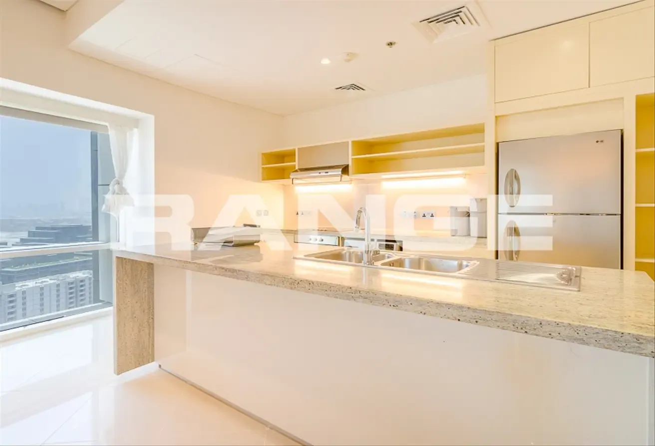 Well Maintained | Duplex | City Skyline View