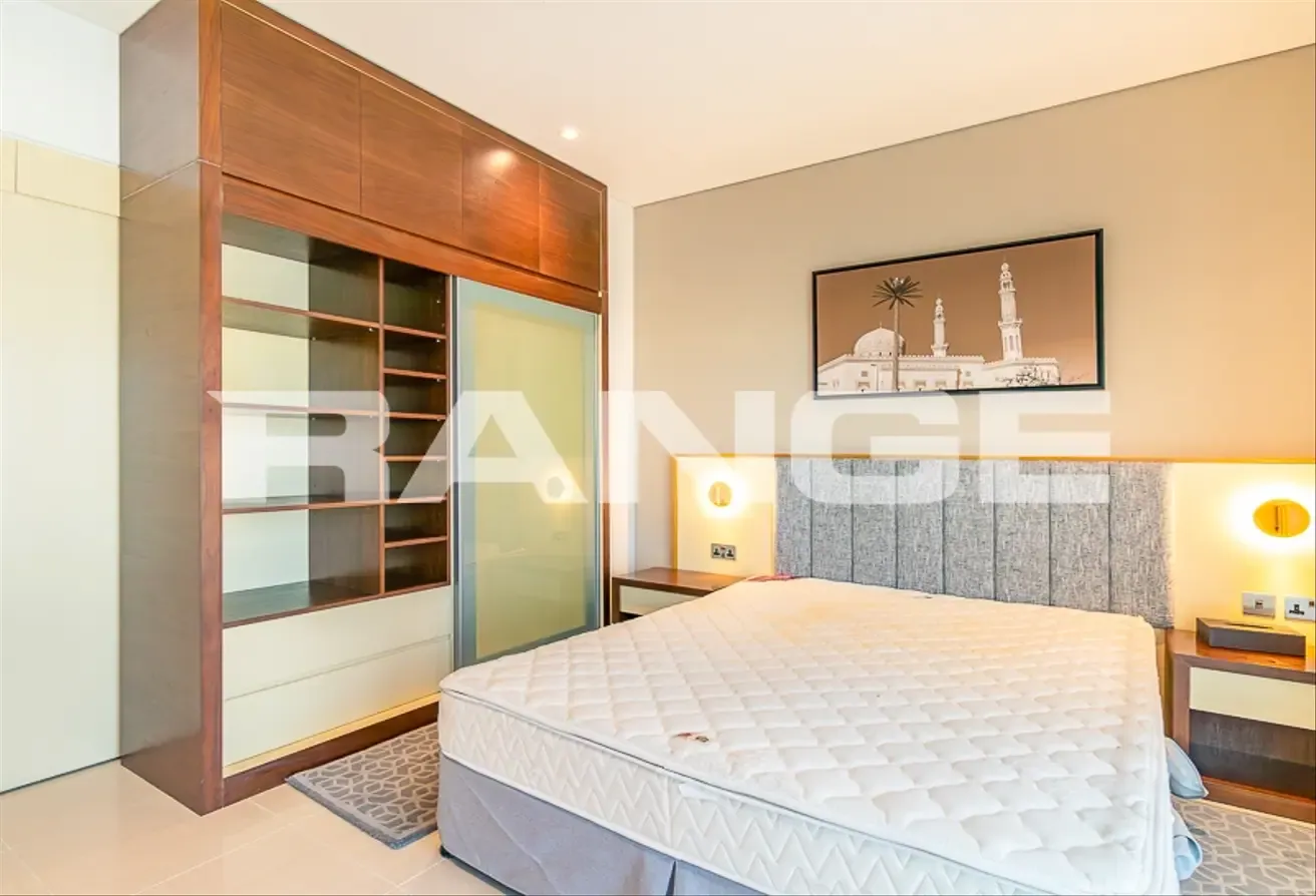 Well Maintained | Duplex | City Skyline View