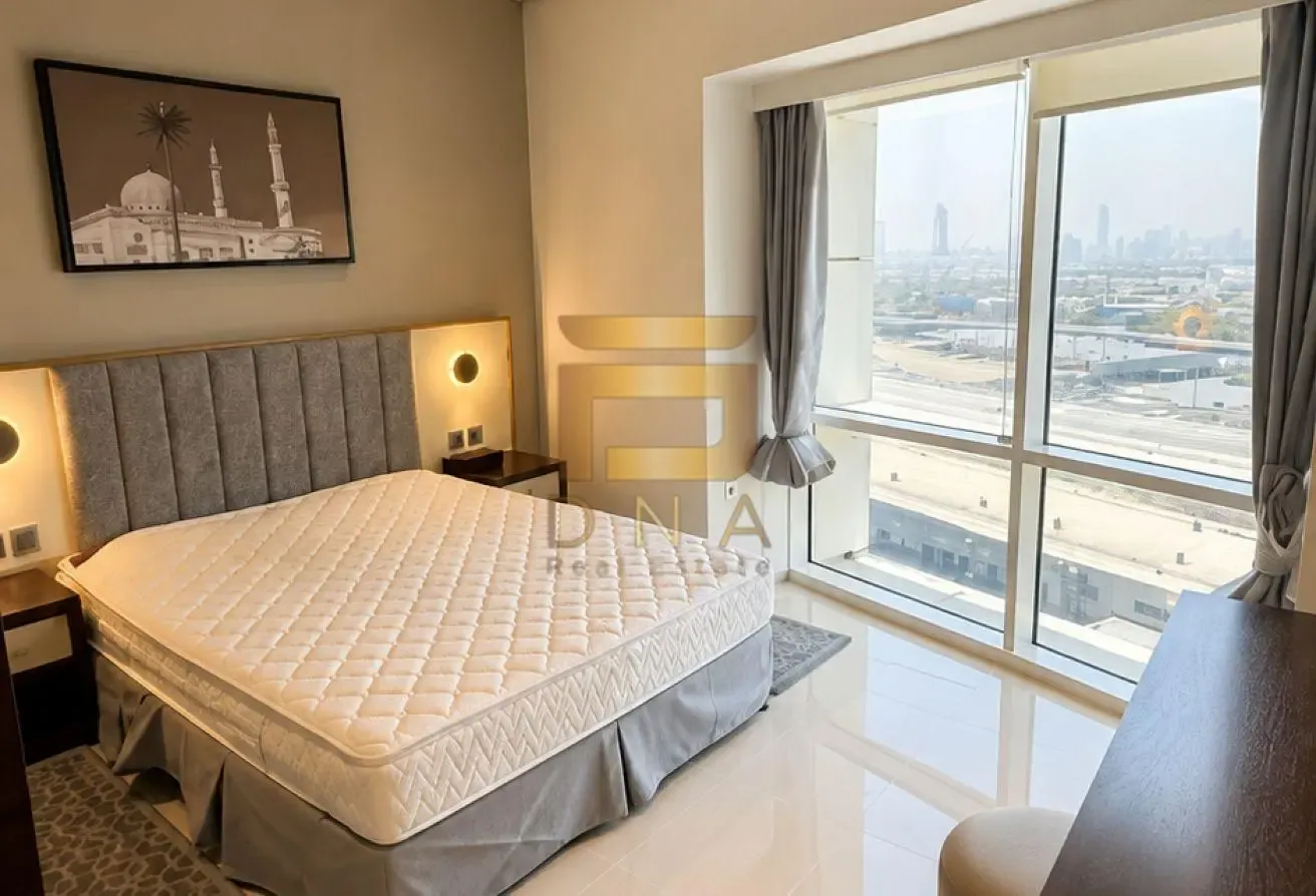 Fully Furnished 2BR| Ready to Move Prime SZR |